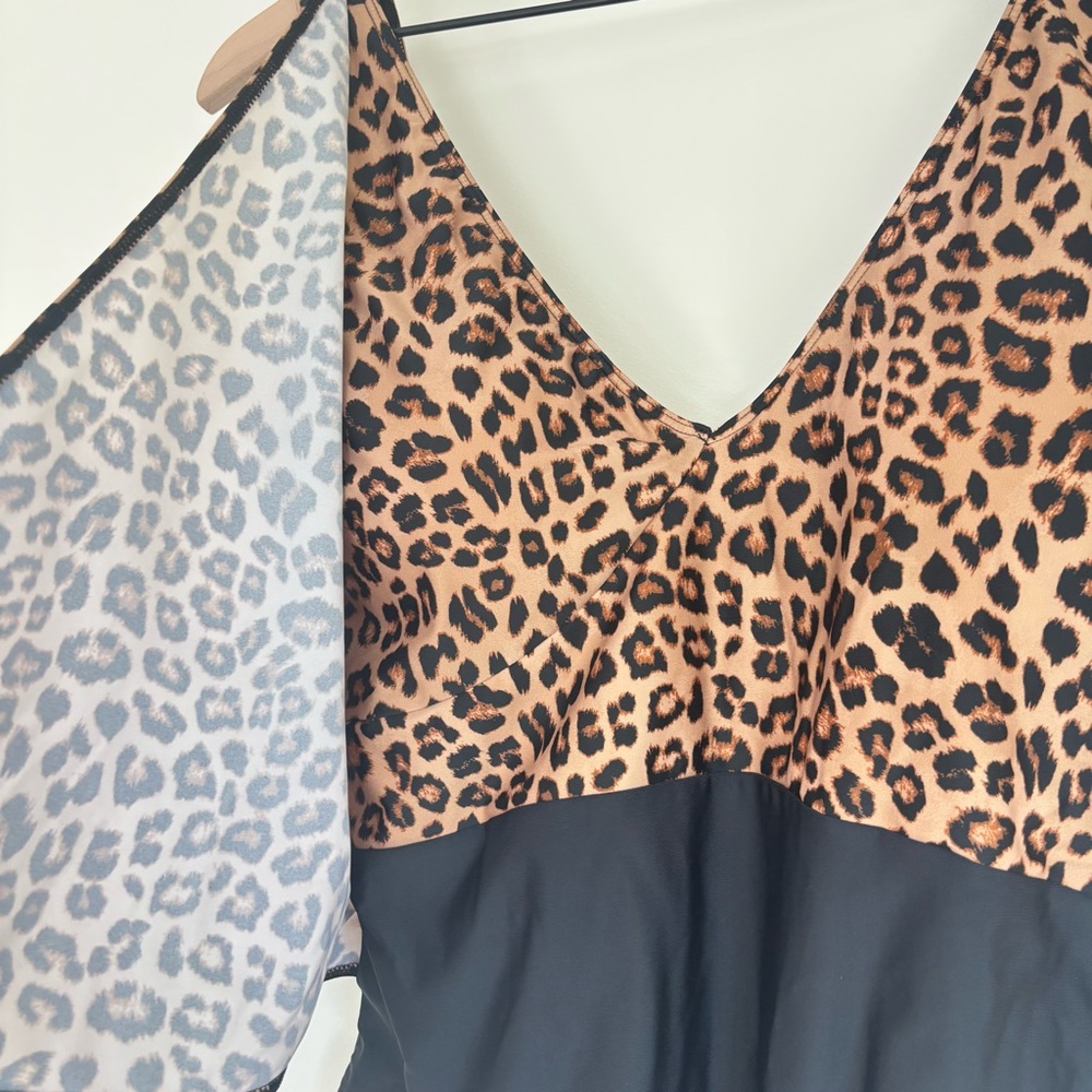 Summersalt Perfect Wrap One Piece Swim Suit Leopard Black 16 - Picture 5 of 11